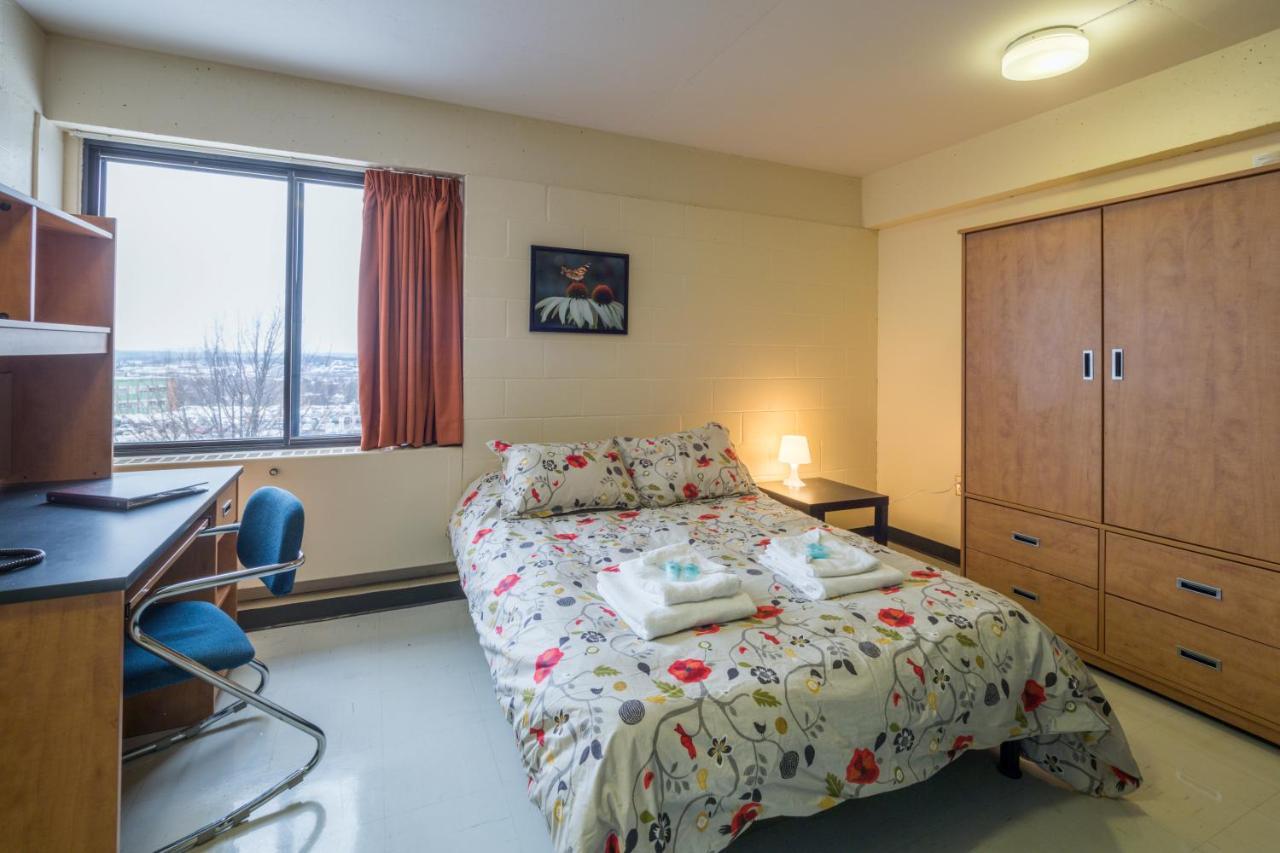 Hotel Au Campus Sherbrooke Esterno foto
