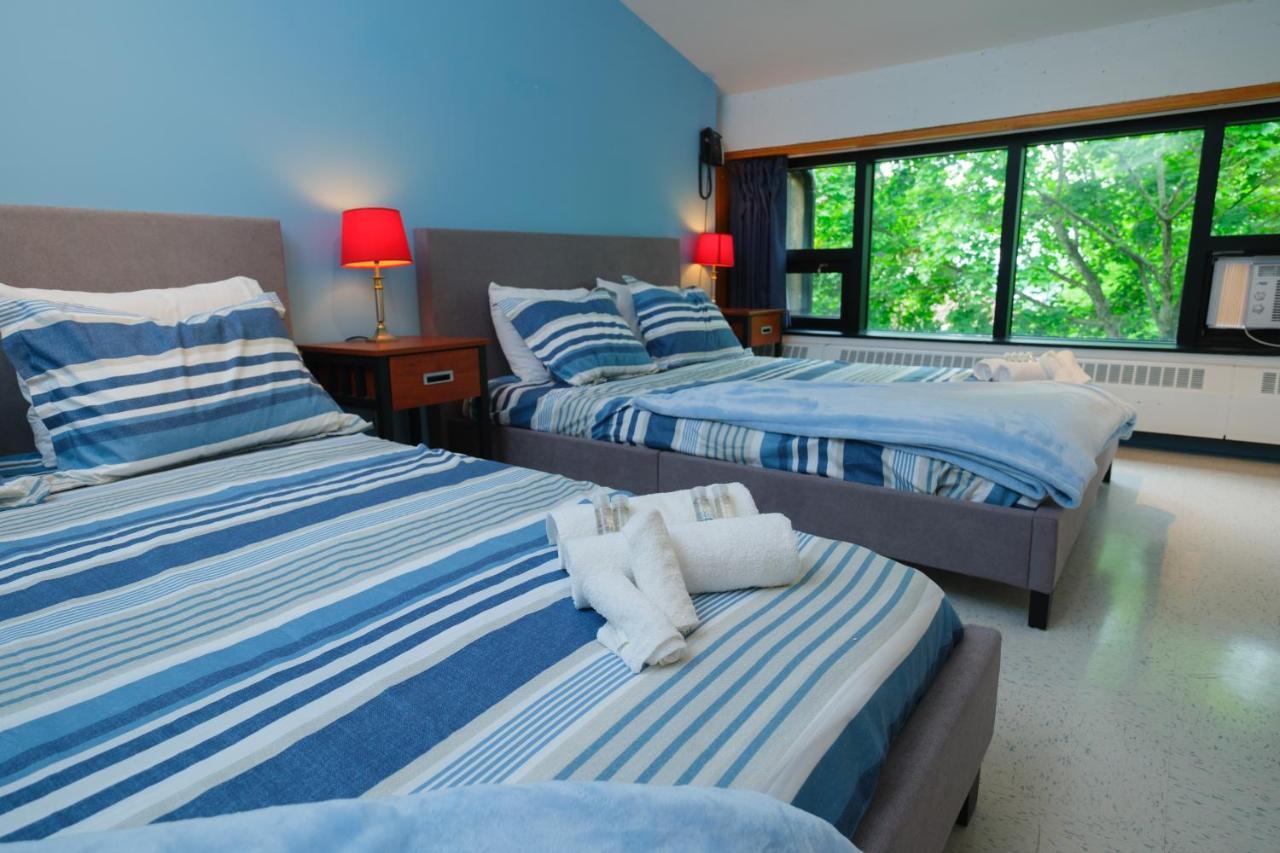 Hotel Au Campus Sherbrooke Esterno foto